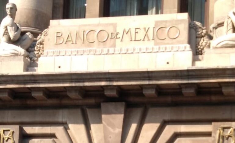 Banxico ‘regala Navidad’ a tasa de interés y la deja por segunda ocasión al hilo en 4.25%