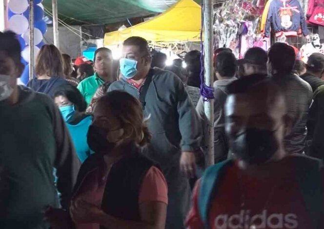 En Oaxaca temen alza de contagios por tianguis de juguetes que lució abarrotado