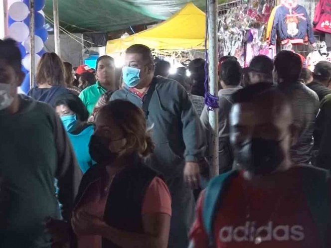 En Oaxaca temen alza de contagios por tianguis de juguetes que lució abarrotado