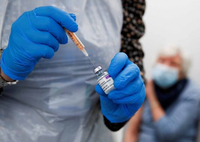 Ensayos de vacuna combinada Sputnik V y AstraZeneca, en febrero