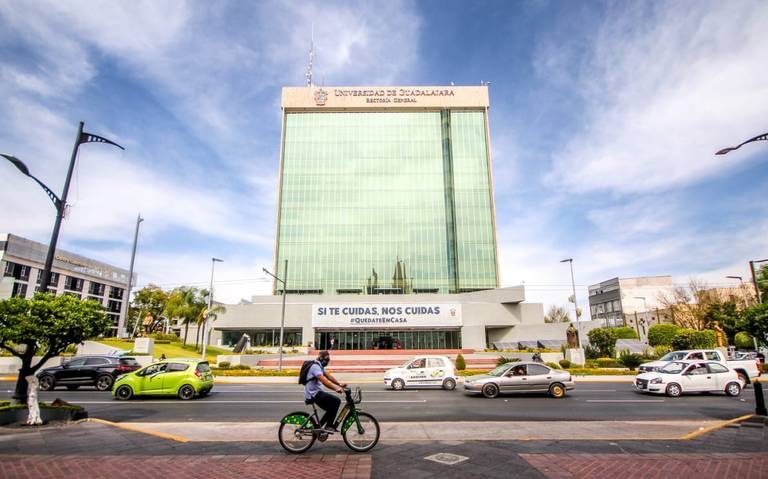 Condona UdeG refrendo y examen a quienes no sean admitidos e intenten en el calendario 2021-B