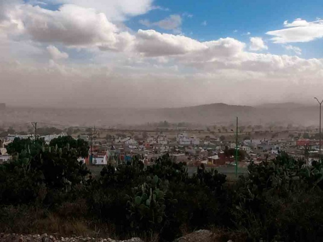 Lluvias y rachas de vientos con tolvaneras afectarán a 16 estados