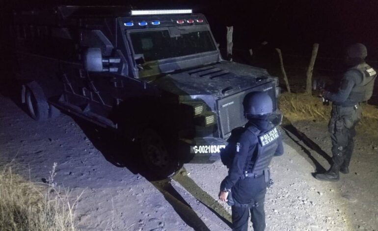 Policía estatal asegura vehículo con blindaje casero