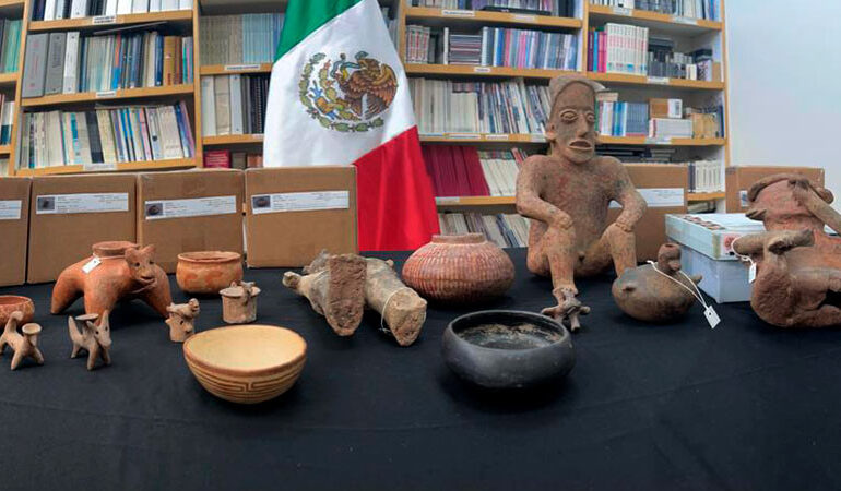México recibe 60 piezas arqueológicas de origen mexicano entregadas voluntariamente de EU