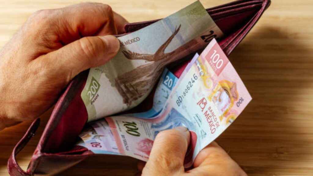 Falso que ISSSTE entregue bono anual a pensionados y jubilados