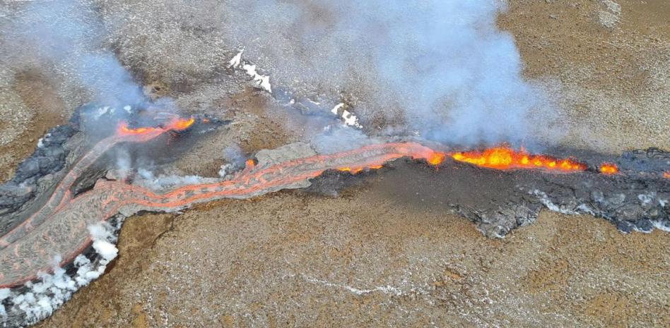 Islandia en emergencia tras serie de terremotos y amenaza de erupción volcánica