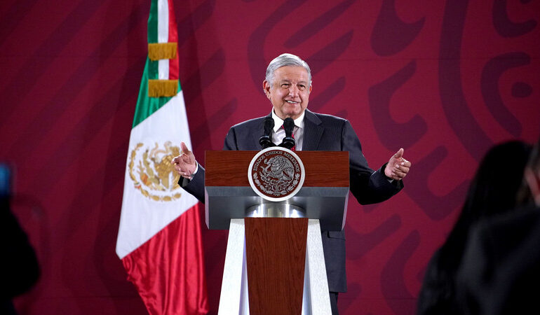 AMLO asegura estar listo para entregar la Presidencia y retirarse de la política