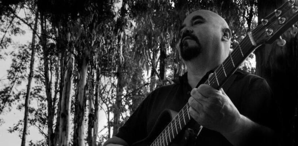 Murió Adrián Barrenechea, uno de los cantautores más destacados de Bolivia