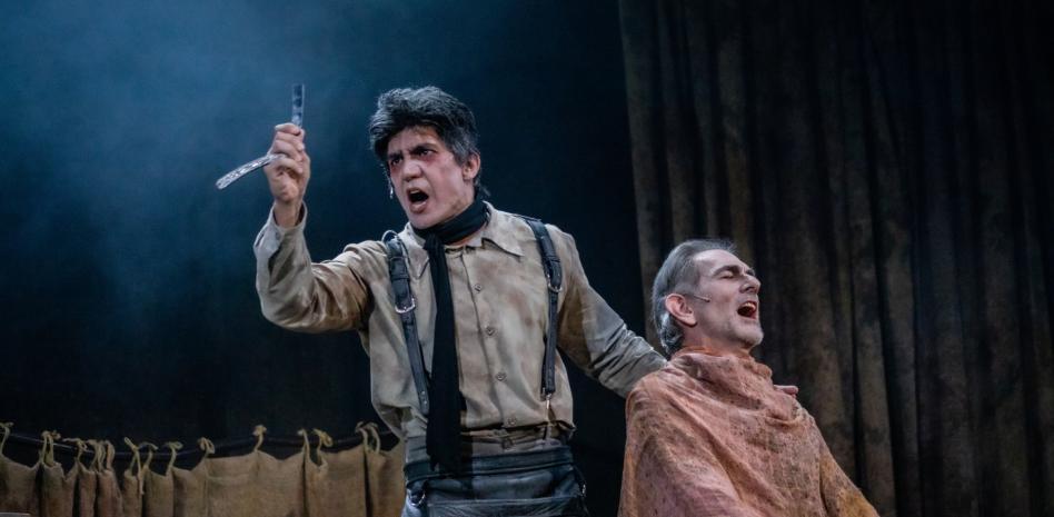‘Sweeney Todd’ celebra su triunfo en los Premios Metropolitanos retomando temporada