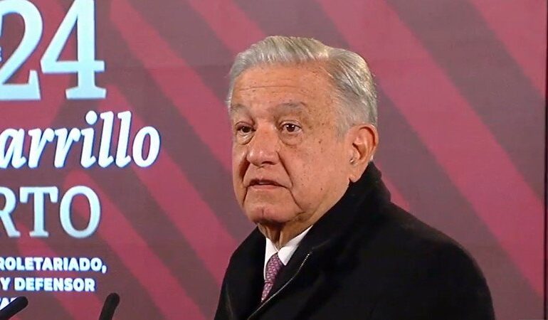Descarta AMLO tomar acciones legales contra Tim Golden y Propública