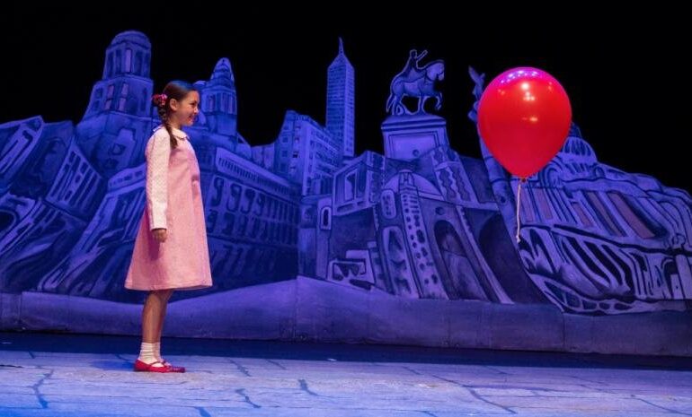 ‘Emilia y su globo rojo’ celebra veinte años en escena