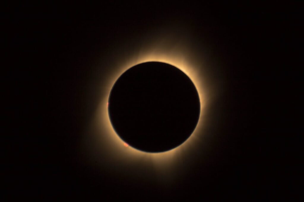 Emite SEP recomendaciones a escuelas para ver eclipse solar