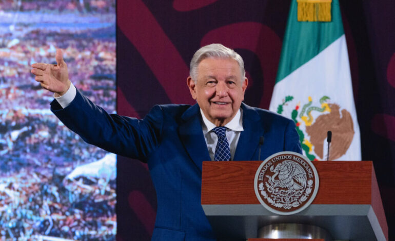 AMLO espera que CNTE levante plantón antes de cierre de Sheinbaum, “pero tampoco hay prisa”